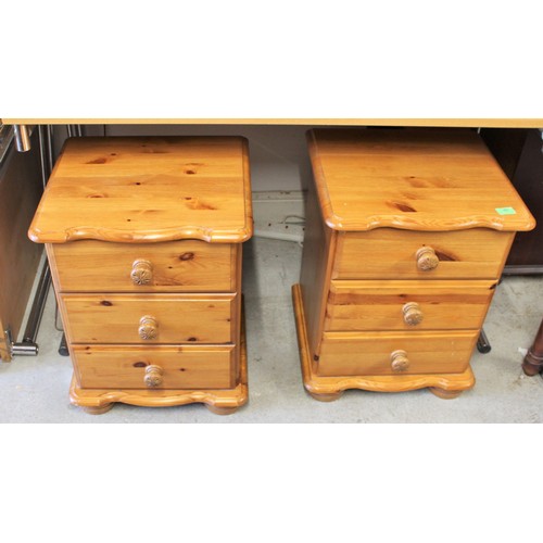 45 - Pair of Three Drawer Pine Bedside Cabinets (Turned Wood Handles)