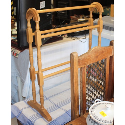 90 - Pine Towel Rail