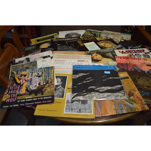 218 - A Large Selection of  Classical Music Vinyl Records, mostly Stereo with some Mono Records (approx. 4... 