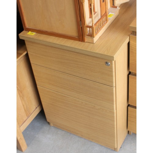 105 - Light Oak Effect Set of Office Drawers having two shallow and one deep drawer (no key)