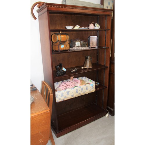 30 - Mahogany Five Bookcase. 25