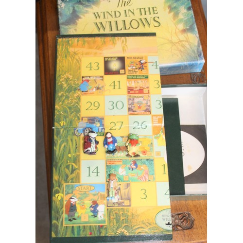 40 - Boxed Games Set The Wind in The Willows