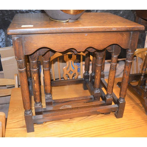 232 - Nest of Three Oak Occasional Tables