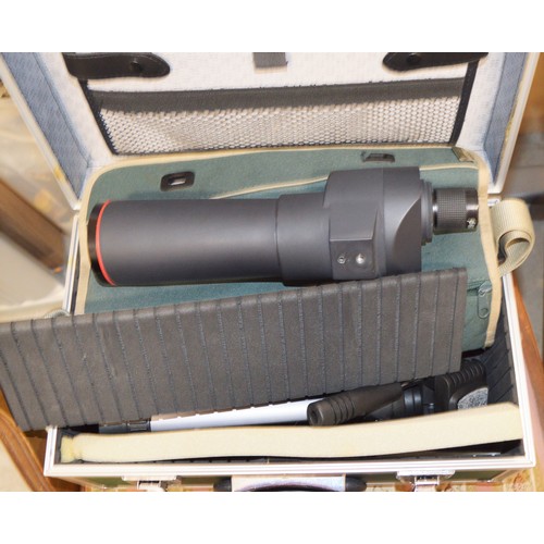 86 - Cased Spotting Scope - Vanguard SF601, with Tripod Stand