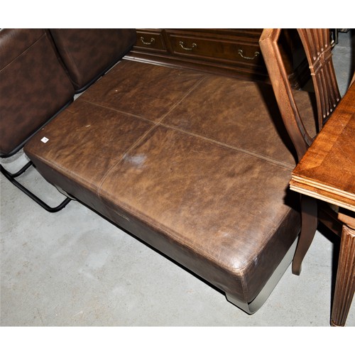 190 - Large Seat/Footrest having Modern Steel Curved Leg Base and 