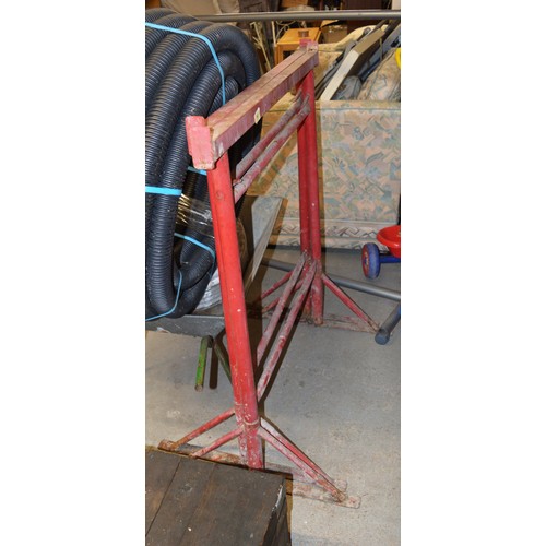 93 - Pair of Adjustable Trestles in Red with Slotted Locking Pins