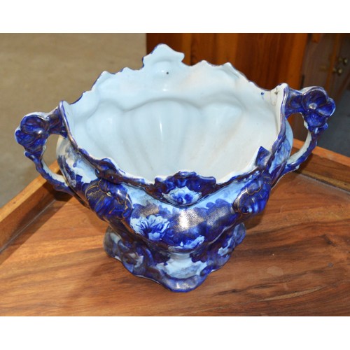 21 - Blue-ware Planter