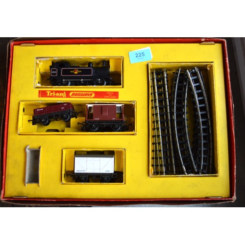 225 - Boxed Tri-ang Electric Train Set RS4 comprising an oval of Series Three Track, a Jinty 0-6-0 in BR B... 