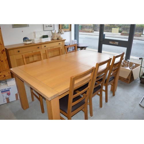 185 - A John Lewis Dining Table (Extends) and Six Chairs in Light Solid Oak and Oak Veneer - 72