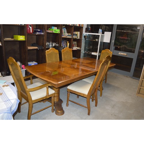 64 - Oak Cross-Banded Extending Dining Table with Six Bergere Dining Chairs (2 plus 4) - Measures approx ... 