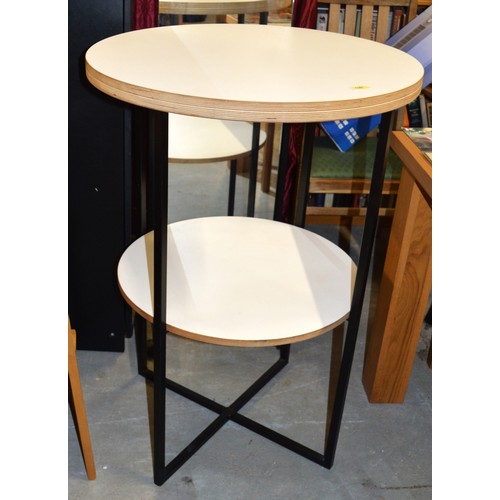 139 - Large Two-Tier Circular Table - Top Measures 27.5