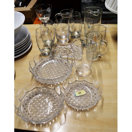 69 - Set of Three Graduated Scallop-Edged Sweet/Nut/Nibbles Clear Glass Bowls, Plus an Etched Celery Vase... 