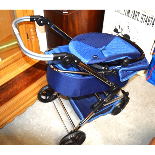 93 - Silver Cross 3-in-1 Dolls' Pram