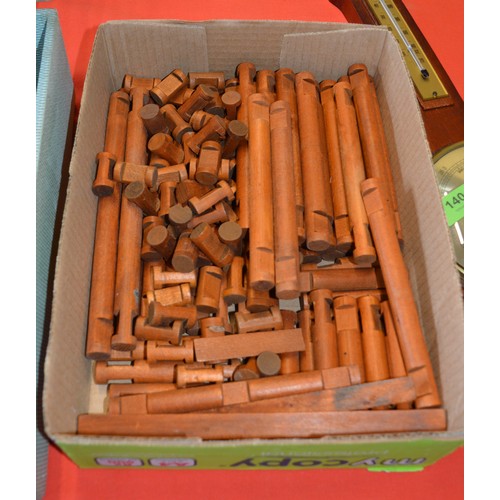 120 - Wooden 1960s WG Cabin For Assembly Needs Roof Panels