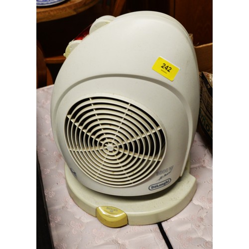 227 - De Longhi 3000W Fan Heater