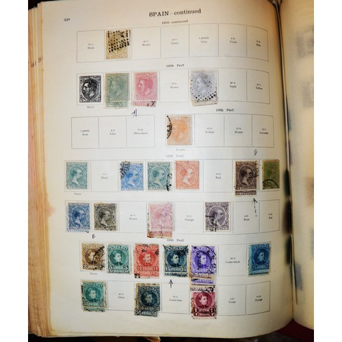 418 - The New Ideal  Postage Stamp Album. Foreign Countries K - Z
A Small collection of pre-WWI and Inter-... 