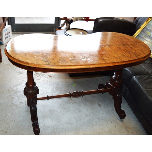 70 - Burr Walnut Kidney Shaped Side Table on Turned Legs