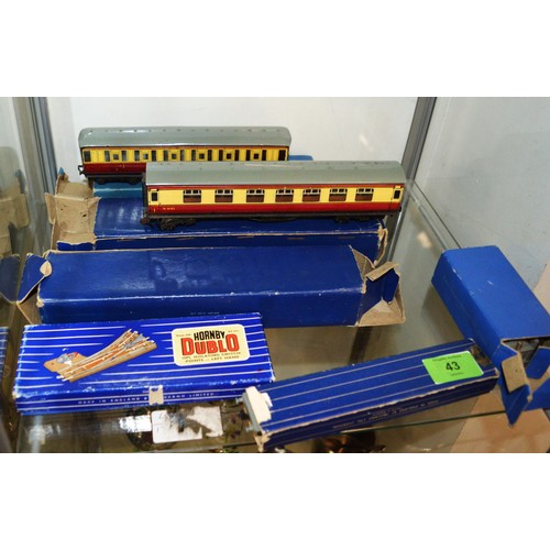 Lot 43        