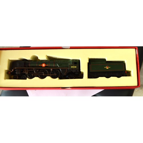 200 - One Boxed Hornby DCC The Train Set comprising One Boxed Merchant Navy Class 4-6-2 35028 Clan Line an... 