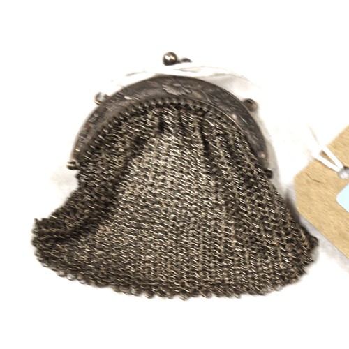 281 - Small Chain Mail Purse with Silver-Plated  Top