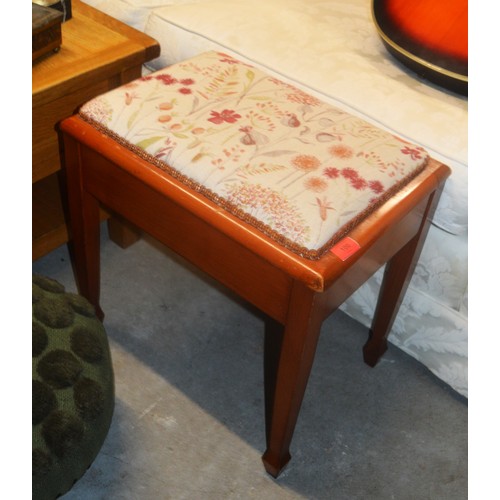 47 - Lift-Up Piano Stool having a Floral Pattern Upholstered Top