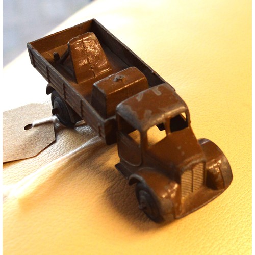 175 - Early Dinky Lorry (p/w)