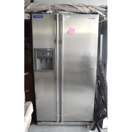 232 - A Samsung Twin Cooling Two Door Fridge with a Zinc Finish