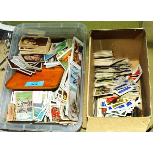 7 - Large Mixed Selection of Cigarette Cards & Brook Bond Cards in relatively good clean order - Mixed t... 