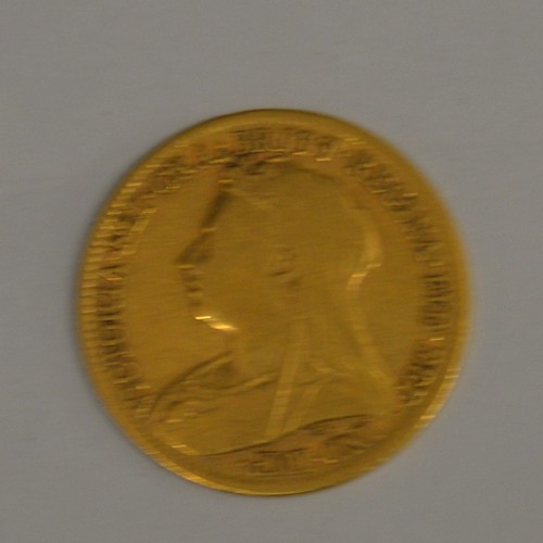 309 - Late Victorian Half Sovereign 1900