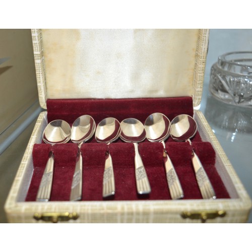 29 - Cased Set of Six Teaspoons