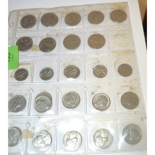 195 - An assortment of 26 US Silver coins