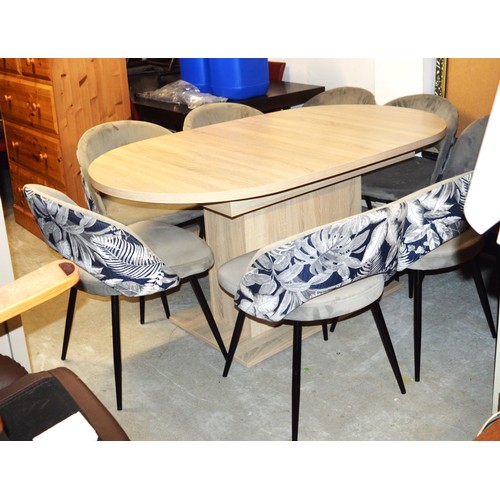 13 - Island Buffet Style Extending Dining table