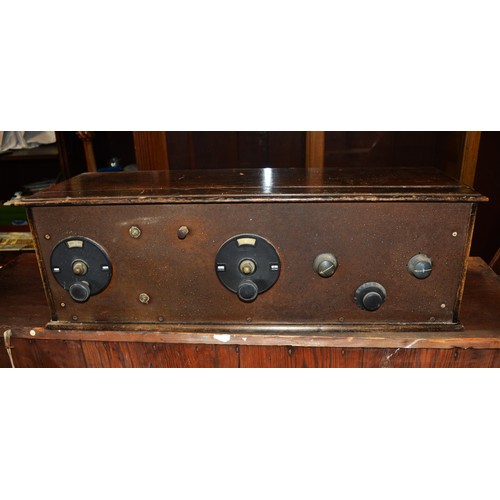 69 - 1930s Cameo  Radio and Speaker Horn