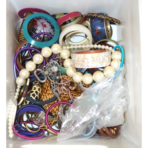 43 - Large Quantity of Costume Jewellery:  Brooches, 