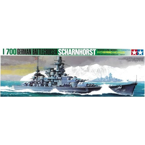 186 - Boxed Tamia 1/700 Waterline Kit DKM  Scharnhorst