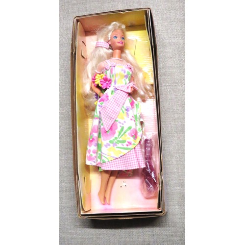 255 - Boxed Barbie Doll Spring Petals