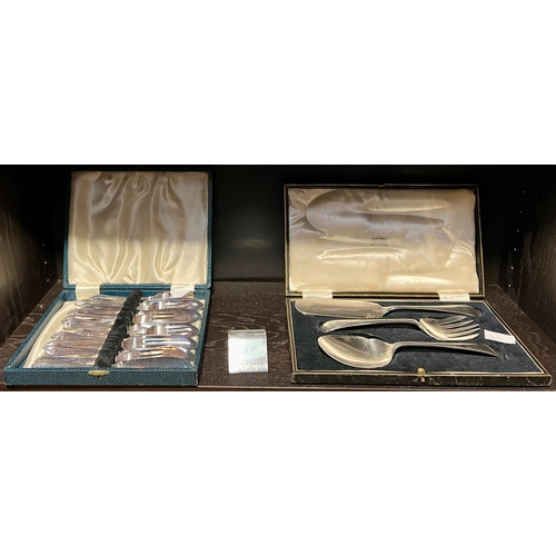 41 - Case set of fish knives and forks plus a case set of three servers