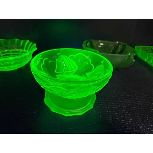 121 - 13 pieces of art deco uranium glass plus 2 green glass cups