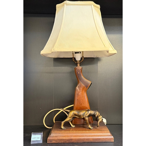 100 - Lamp made of gunstock and hunting dog
