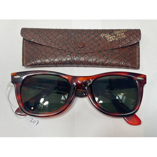 Lot 207       