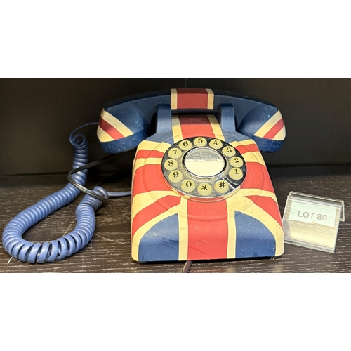 89 - Retro Union Jack telephone