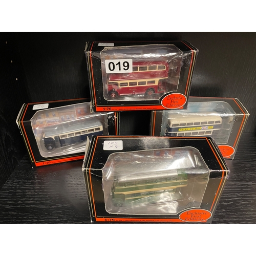 19 - 1:76 scale models