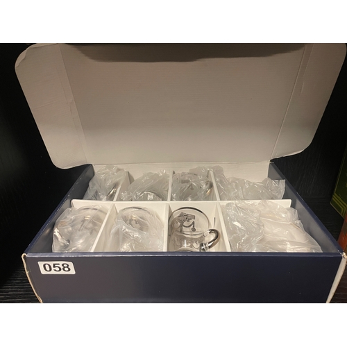 58 - Box Italian glasses and coasters