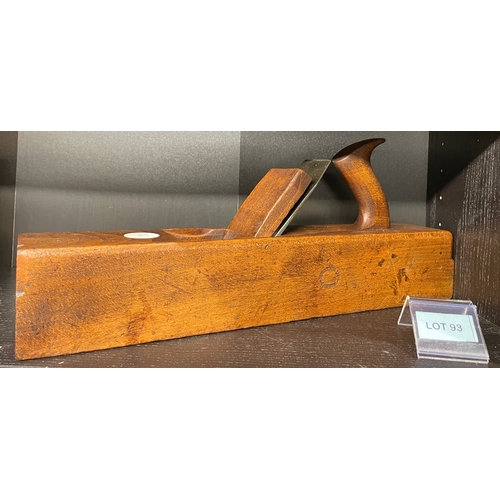Lot 93        