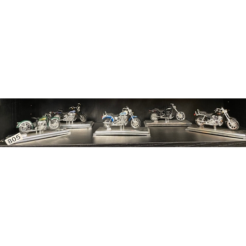 805 - Collection of model Harley Davidsons
