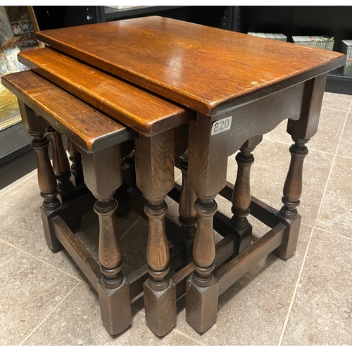 820 - Nest of tables made of Oak
