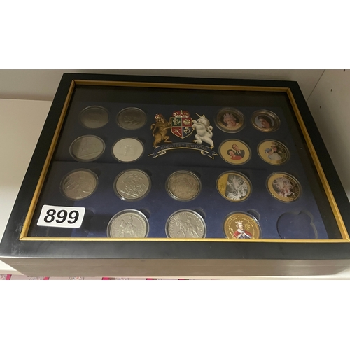 Lot 899       