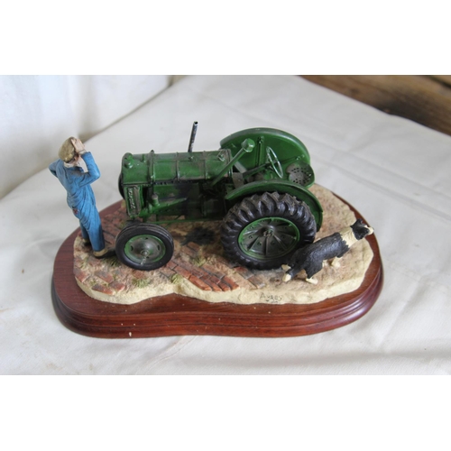 191 - BORDER FINE ARTS LIMITED EDITION 1997 TRACTOR MODEL