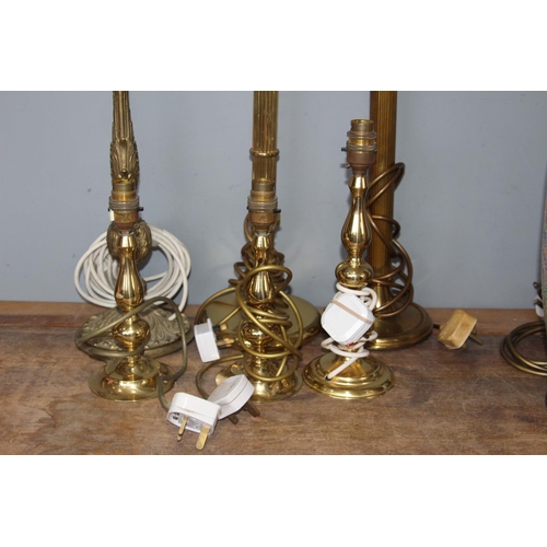 104 - 6 X MIXED BRASS LAMPS