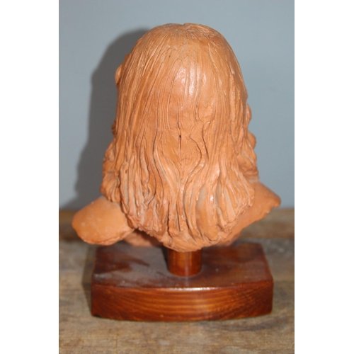 147 - CLAY BUST
24CM